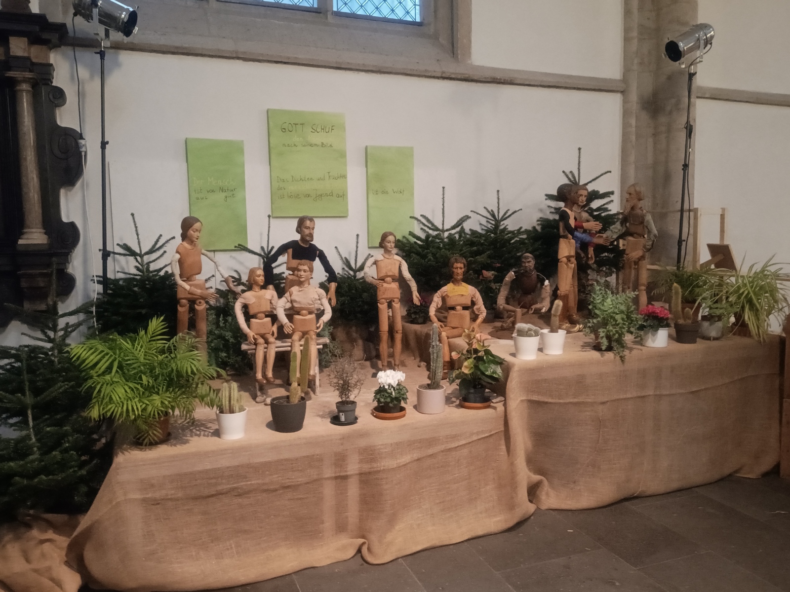 1. Advent 2025 - Krippe in St. Severin (c) MR.Garnies