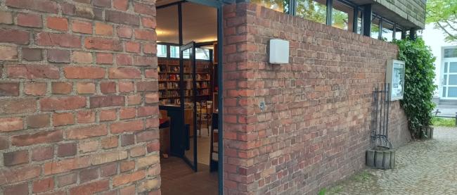 Eingang der KÖB St. Severin