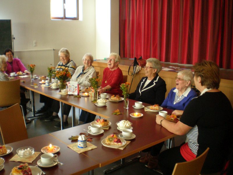 Jubiläum Ökum. Handarbeitskreis 2014 019 (c) erdmann